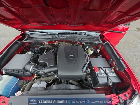 Used 2020 Toyota Tacoma SR5 AWD/4WD image 20