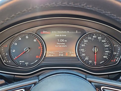 Used 2021 Audi A4 2.0T Premium w/ Convenience Package image 31