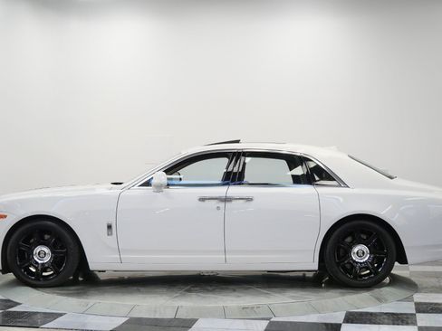 Used 2013 Rolls-Royce Ghost RWD image 55