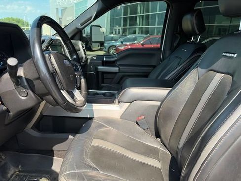 Used 2019 Ford F350 Platinum w/ Platinum Ultimate Package AWD/4WD image 9