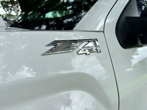 Used 2018 GMC Sierra 2500 SLT w/ Duramax Plus Package AWD/4WD image 44