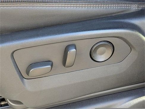 Used 2023 Chevrolet Silverado 1500 High Country w/ Technology Package image 23