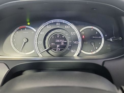 Used 2014 Honda Accord LX image 29