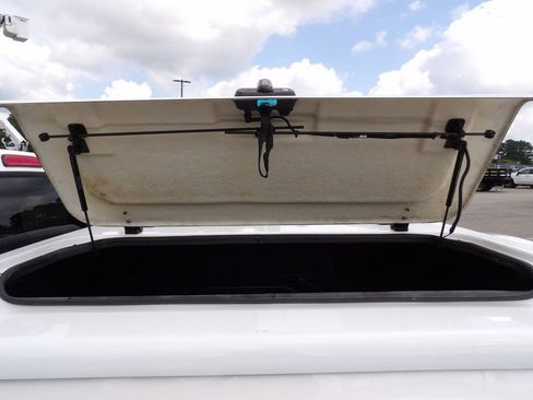 Used 2020 Toyota Tacoma SR image 45