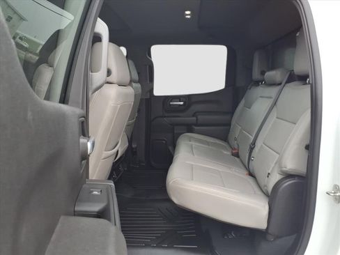 Used 2022 Chevrolet Silverado 1500 Custom w/ Safety Confidence Package image 16