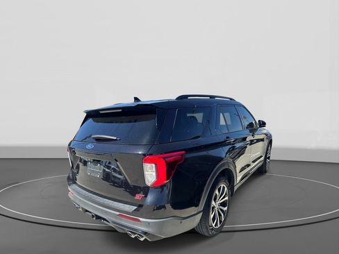 Used 2020 Ford Explorer ST AWD/4WD image 5