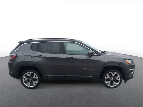 Certified 2021 Jeep Compass Limited image 9