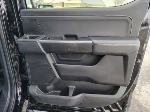 Certified 2022 Ford F150 XLT w/ Equipment Group 302A High image 26