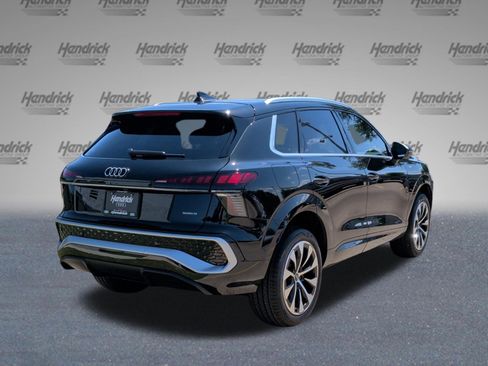 Used 2026 Audi Q3 quattro 2.0T AWD/4WD image 10