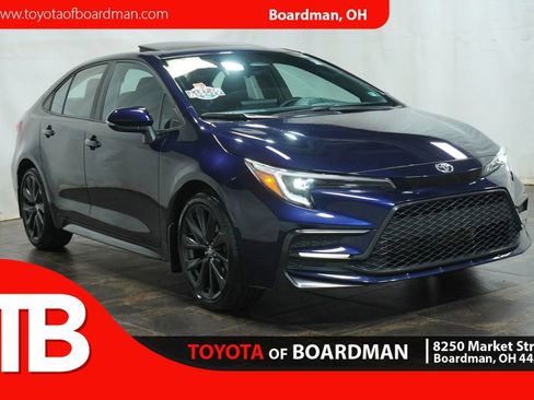 Used 2023 Toyota Corolla SE w/ SE Premium Package FWD image 1