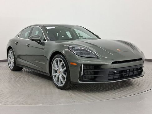 New 2026 Porsche Panamera 4 image 7