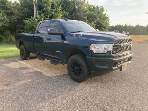 Used 2022 RAM 2500 Tradesman w/ Safety Group AWD/4WD image 9