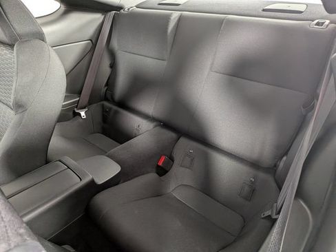 Used 2022 Toyota GR86 w/ ALL Weather Mat Package (TMS) RWD image 20