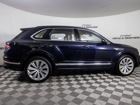 Used 2021 Bentley Bentayga image 10