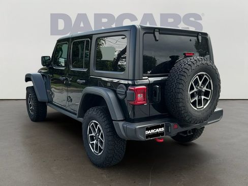 Used 2026 Jeep Wrangler Unlimited Rubicon AWD/4WD image 5