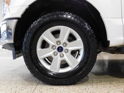 Used 2018 Ford F150 XLT w/ Heavy-Duty Payload Package image 25