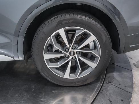 Used 2023 Audi Q5 2.0T Premium Plus w/ Premium Plus Package AWD/4WD image 12