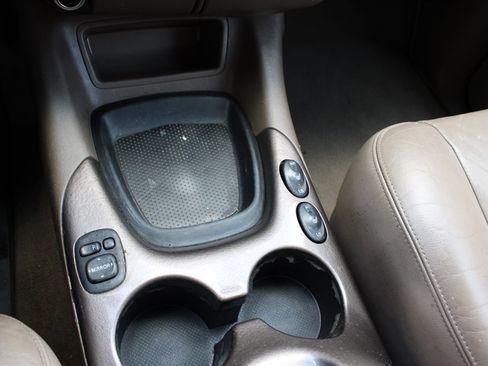 Used 2003 Toyota Sequoia Limited image 24