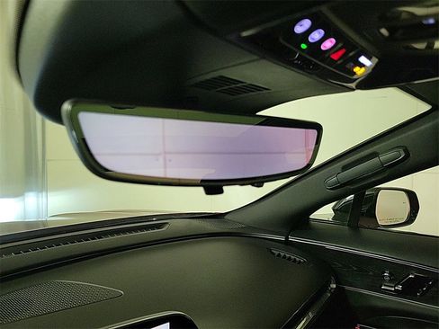 Used 2024 Cadillac Lyriq Luxury w/ LPO, Floor Liner Package image 19