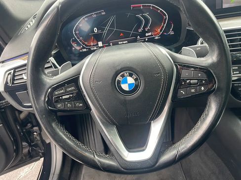 Used 2021 BMW 530i image 17