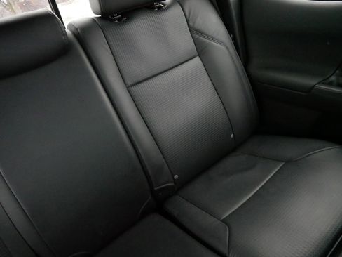 Used 2023 Toyota Tacoma TRD Sport image 14