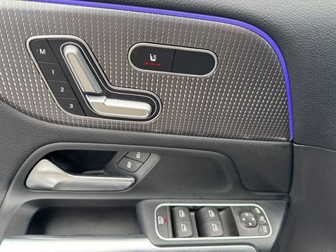 Used 2021 Mercedes-Benz GLA 250 4MATIC image 15