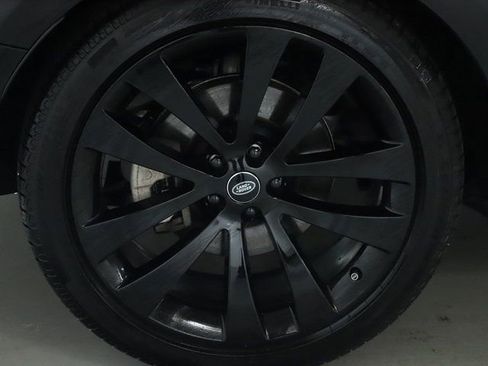 Certified 2025 Land Rover Range Rover Sport SE image 41