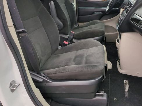 Used 2016 Dodge Grand Caravan SE w/ Quick Order Package 29E SE image 21