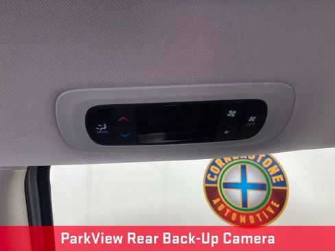 Used 2023 Chrysler Voyager LX image 16