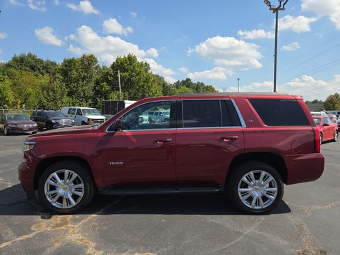 Used 2018 Chevrolet Tahoe LT RWD image 2