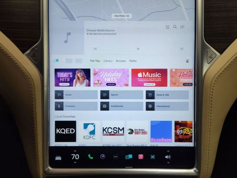 Used 2016 Tesla Model S 75D image 23