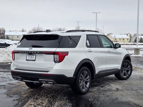 New 2026 Ford Explorer Active w/ Active Comfort Package image 14