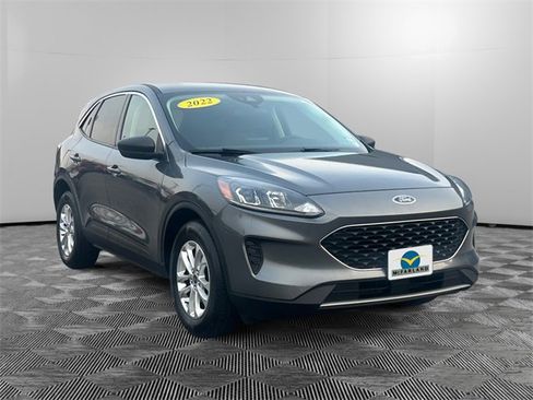 Used 2022 Ford Escape SE w/ Cold Weather Package image 7