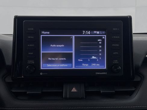 Used 2021 Toyota RAV4 XLE image 27