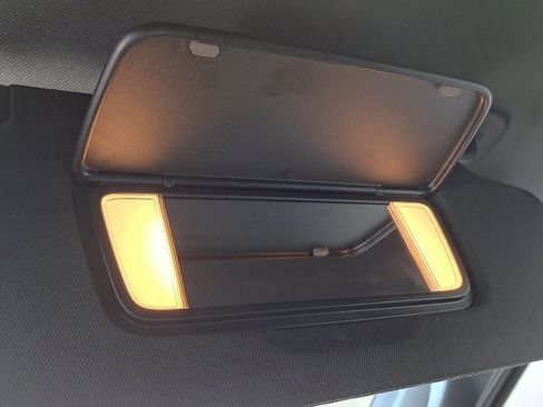 Used 2024 Chevrolet Tahoe LT image 22