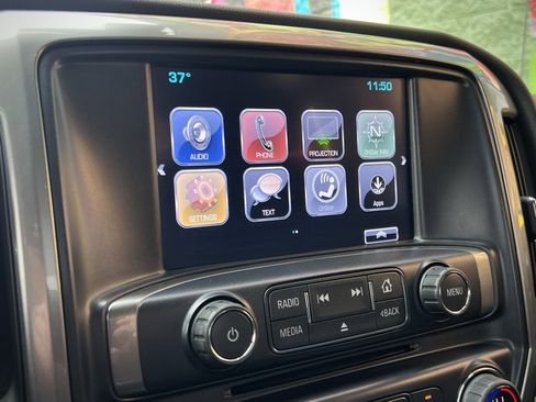 Used 2018 Chevrolet Silverado 1500 LT w/ All Star Edition image 59