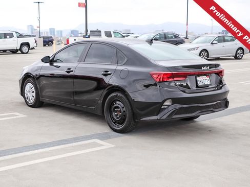Used 2024 Kia Forte LX FWD image 8