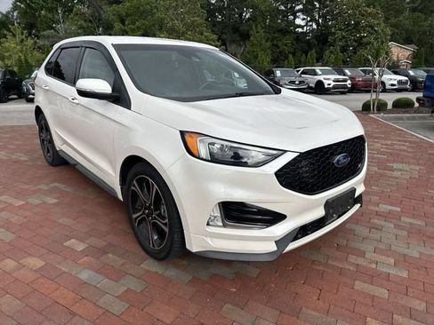 Used 2019 Ford Edge ST w/ Cold Weather Package AWD/4WD image 19