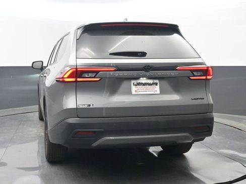 Used 2025 Toyota Grand Highlander Limited image 4