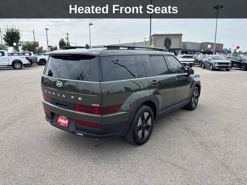 Used 2025 Hyundai Santa Fe SEL FWD image 6