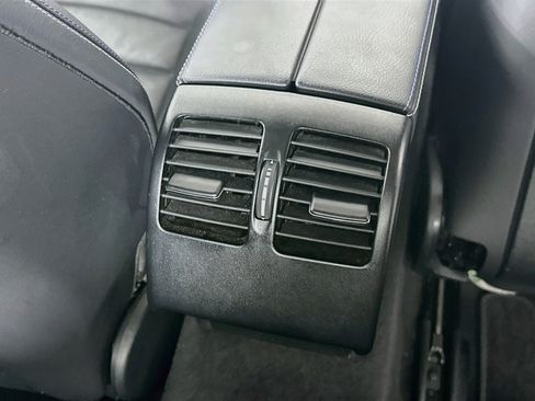Used 2017 Mercedes-Benz E 400 Coupe image 26