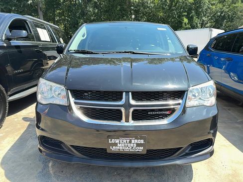 Used 2015 Dodge Grand Caravan SXT image 6