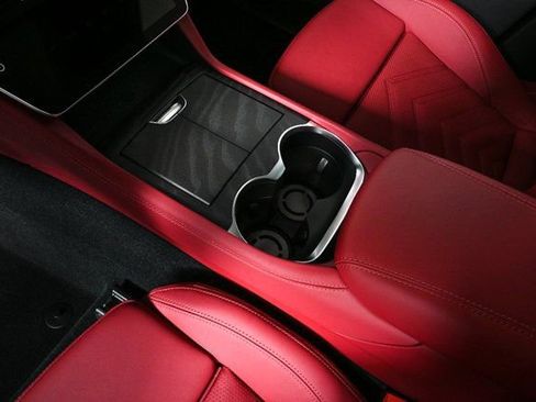 New 2025 Maserati Grecale Folgore AWD/4WD image 23