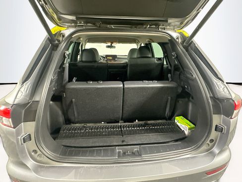 Used 2023 Mitsubishi Outlander SE image 29