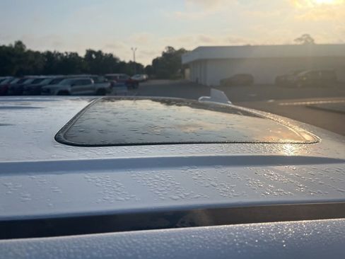 Used 2018 Chevrolet Silverado 1500 High Country AWD/4WD image 7
