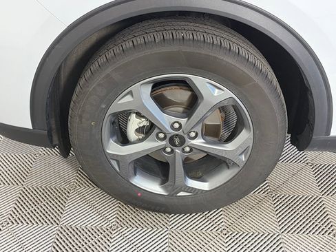 Used 2025 Ford Escape ST-Line Select image 8