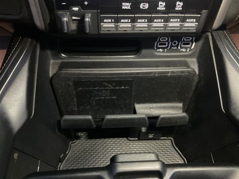 Used 2020 RAM 2500 Limited image 19