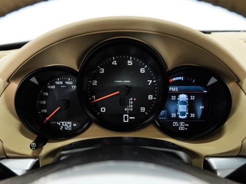 Used 2015 Porsche Cayman RWD image 14