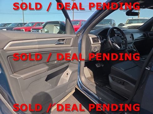 Used 2020 Volkswagen Atlas Cross Sport SE AWD/4WD image 7