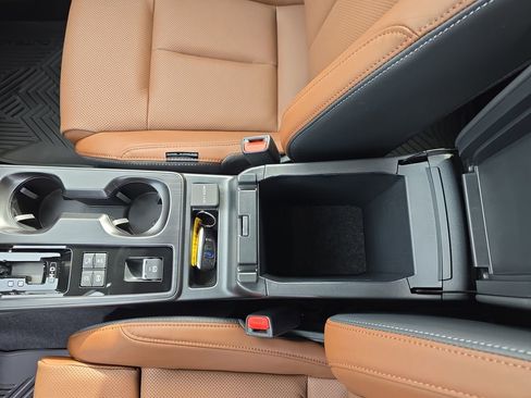 New 2026 Subaru Outback Touring image 22